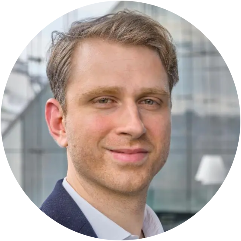 Sebastian Kovacs, Bakk, MBA